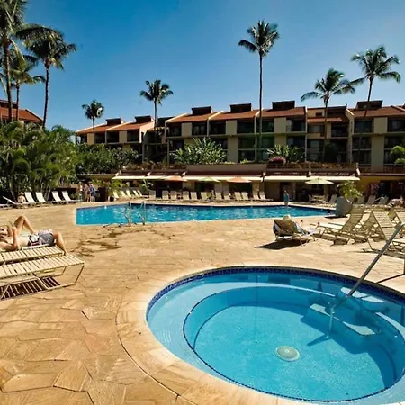 King Suite: Walk To Beach, Pool